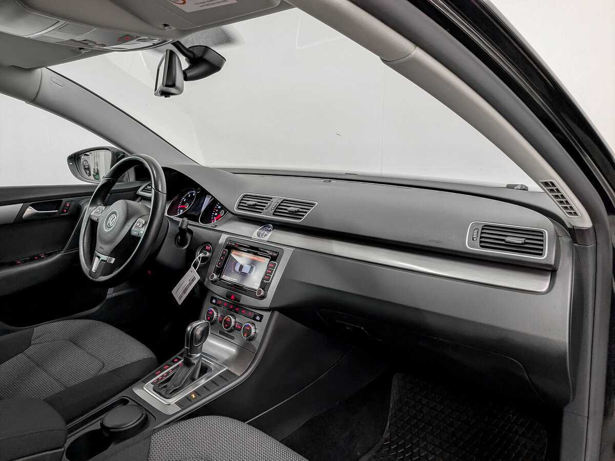 Купить Volkswagen Passat, 2012, 160 788 км, фото №11