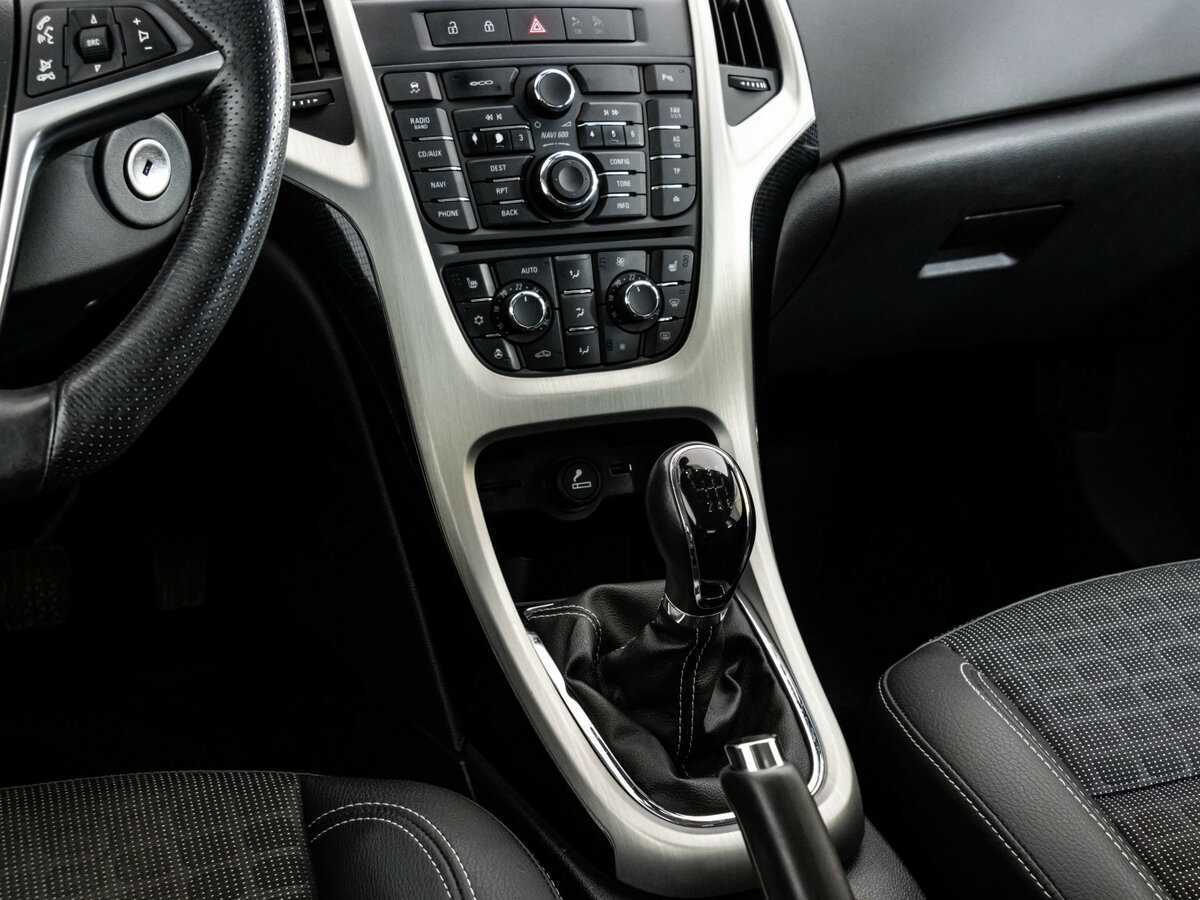 Купить Opel Astra GTC, 2012, 59 096 км, фото №11