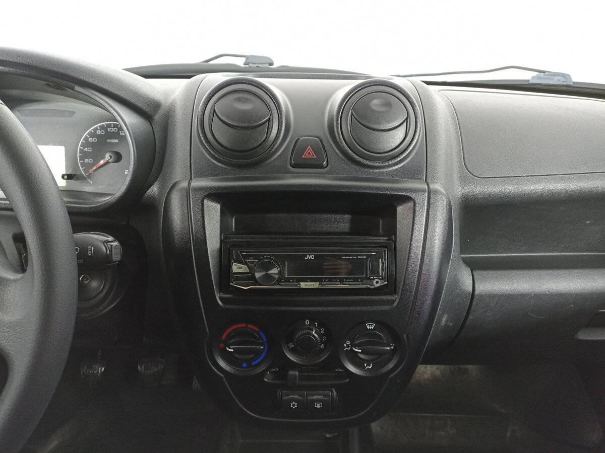 Купить Lada (ВАЗ) Granta, 2017, 180 149 км, фото №13