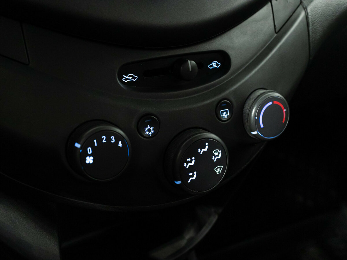 Купить Chevrolet Spark III, 2012, 221 866 км, фото №14